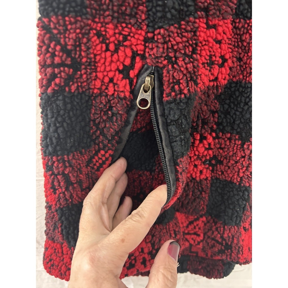 Woolrich Womens Red Black Buffalo Plaid Sherpa Fleece Zip‎ Up Vest Medium M - Picture 3 of 9